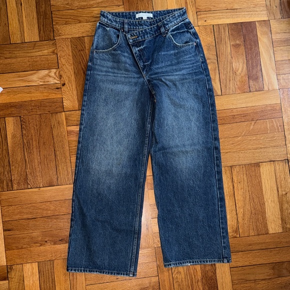 Seventy + Mochi Denim - Stylish Dark Blue Women's Wide Leg Jeans